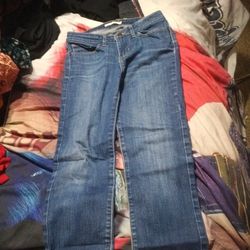 Brand New Never Wore Jeans Think Their Kids Or Jeans But I'm Not Sure They're Size 27