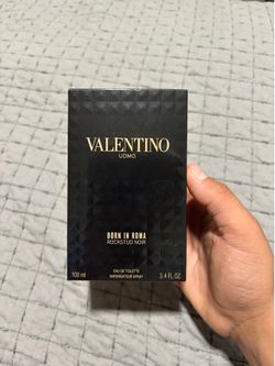 Uomo Valentino colgne