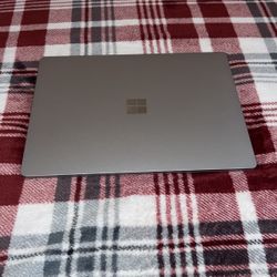 Microsoft Surface Laptop 5