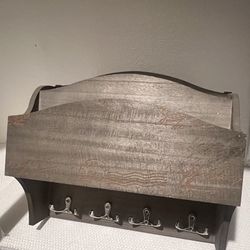 Key & Mail Wall Holder