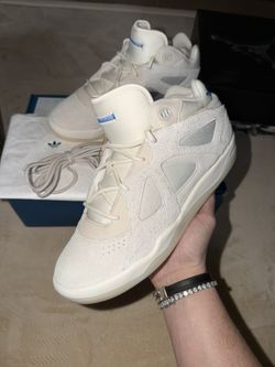 Adidas BadBo 1.0 / Bad Bunny Resilience / Size 11.5M