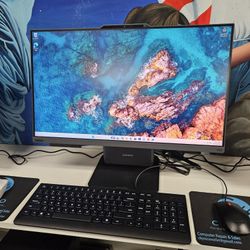 BRAND NEW OPEN BOX 2024 Lenovo All In One 24" Computer Core I7 16 GB RAM 1 TB SSD 