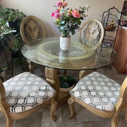 Beautiful Wood Nook Round Table And Chairs  Leaf Design. 60 Inch Round Glass. The Glass Shown Is 48 Inch. We Are Selling Table With The 60 Inch Glass 