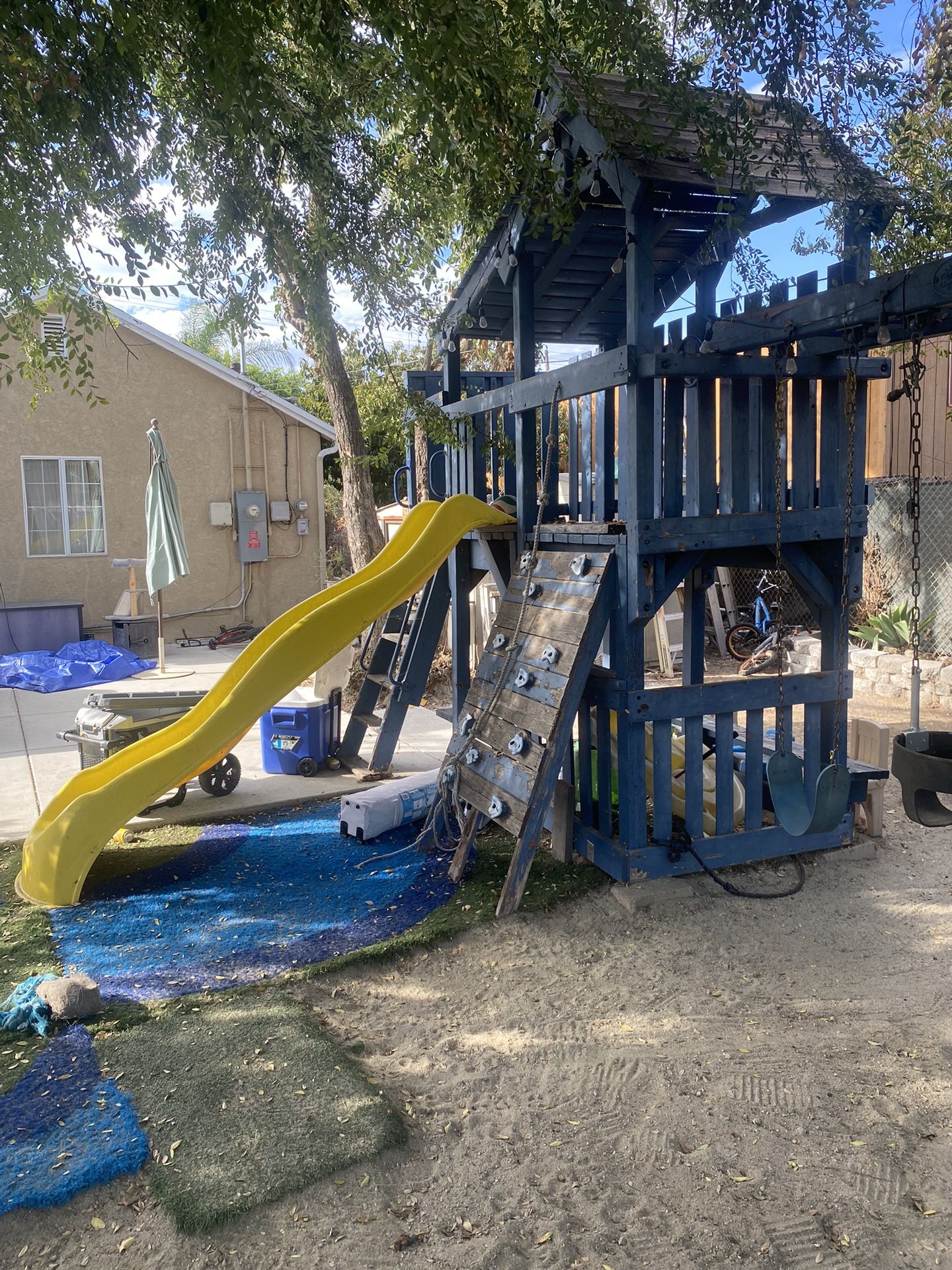 Jungle Gym (Playground)
