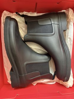 Men’s Hunter Boots (size 10)