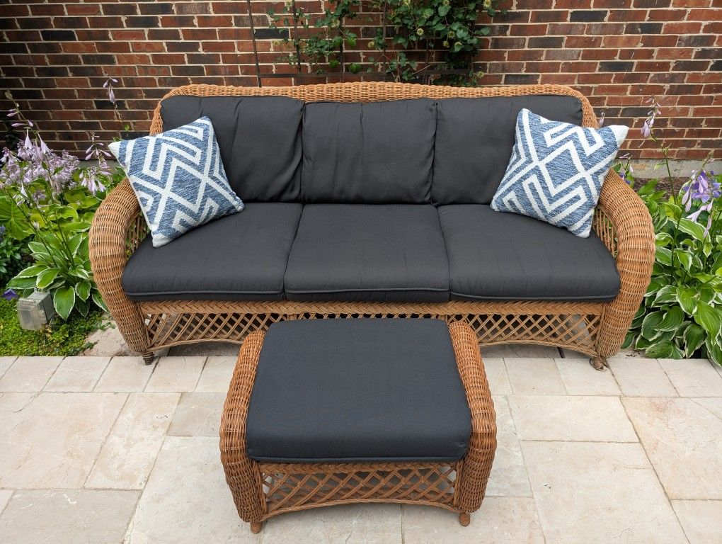 Outdoor Wicker Sofa & 2 Matching Chairs + Ottoman