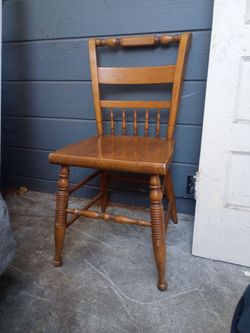 Vintage Wooden Chairs Set of 2 Spindle Front Legs