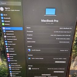 MacBook Pro 15" (2018) — Excellent Condition + Original Apple Accessories
