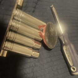 snap on tools 1/2 deep sockets 7/8  13/16. 9/16. 1/8