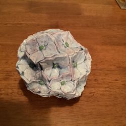 Hydrangea Flower Tinket Box By Vietri In Italy Sells On Other Web Sites For $125.00