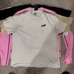 Guess T-shirt