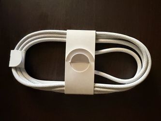 New Apple iPhone 17 charger cable.