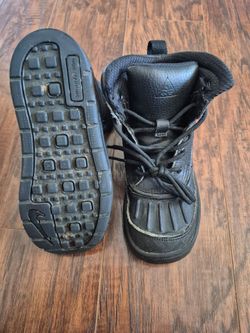 NIKE ACG Woodside Weather- Proof Boots Kid's Size 11