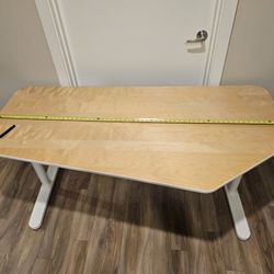 Ikea Bekant table desk