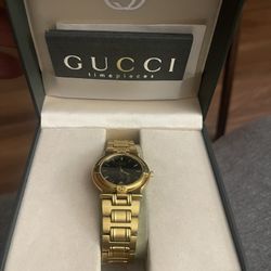 Gucci Men’s Watch Like New 