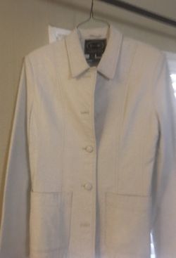 White leather blazer ( women)