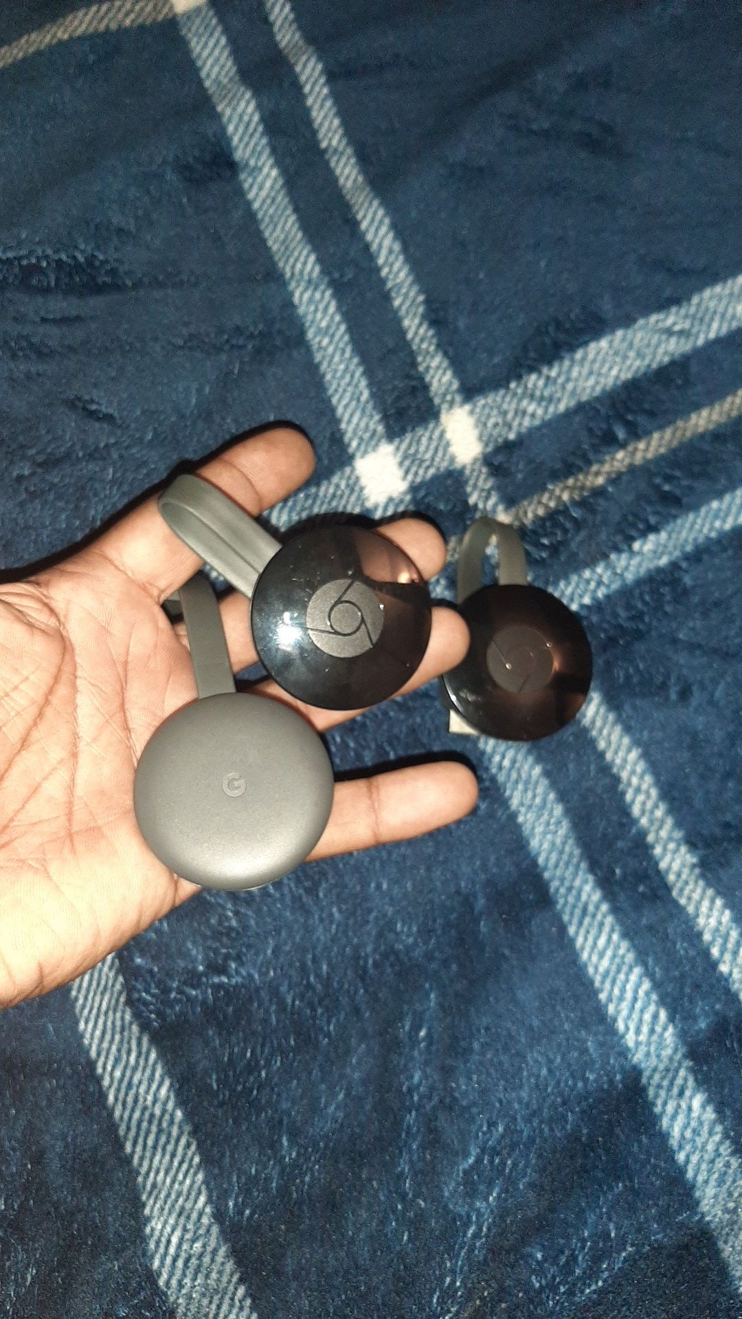 Google Chromecast generation 3 and 2