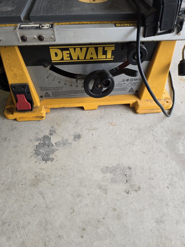 Dewalt Table Saw