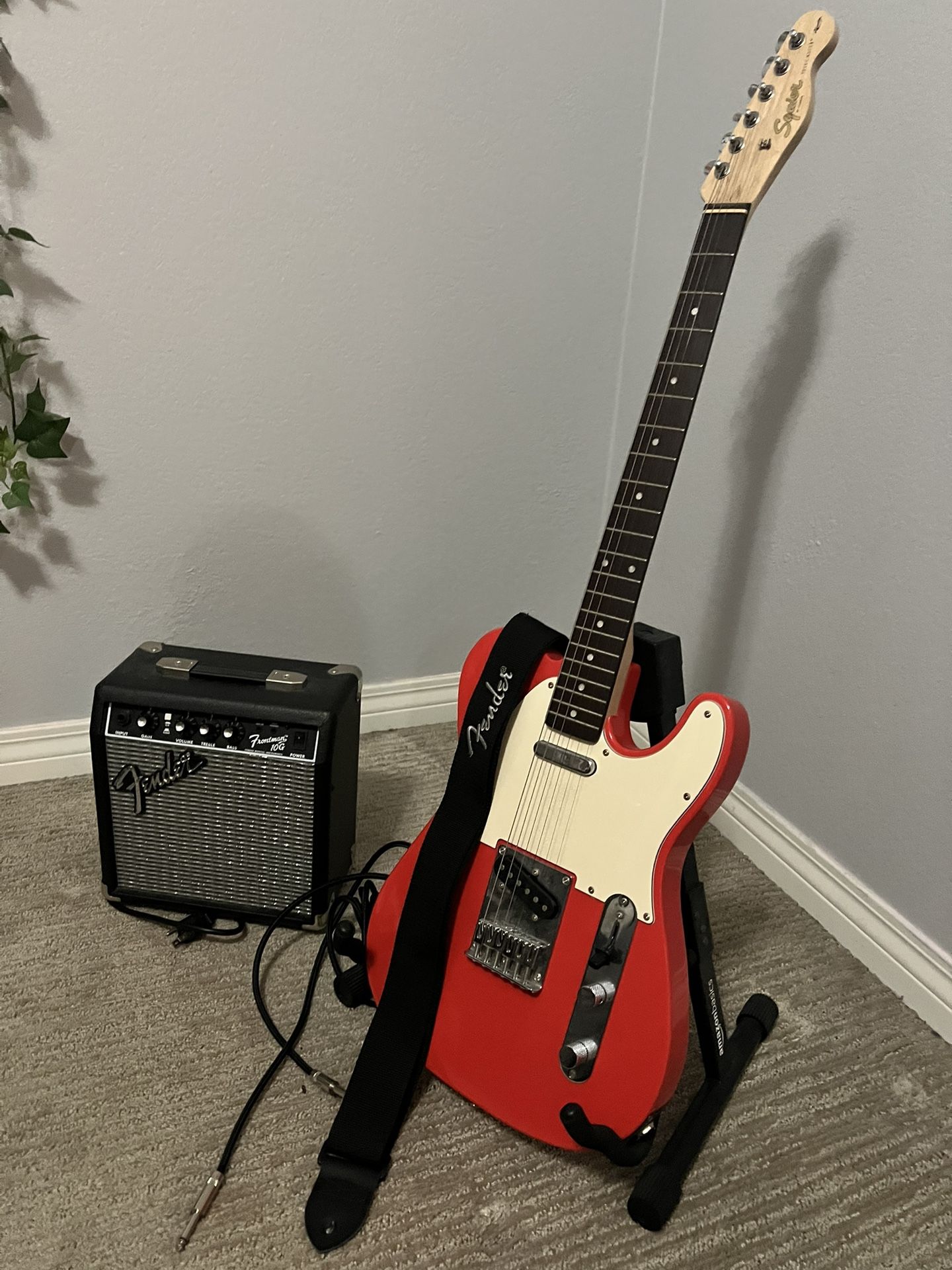 Electric Guitar With Amp