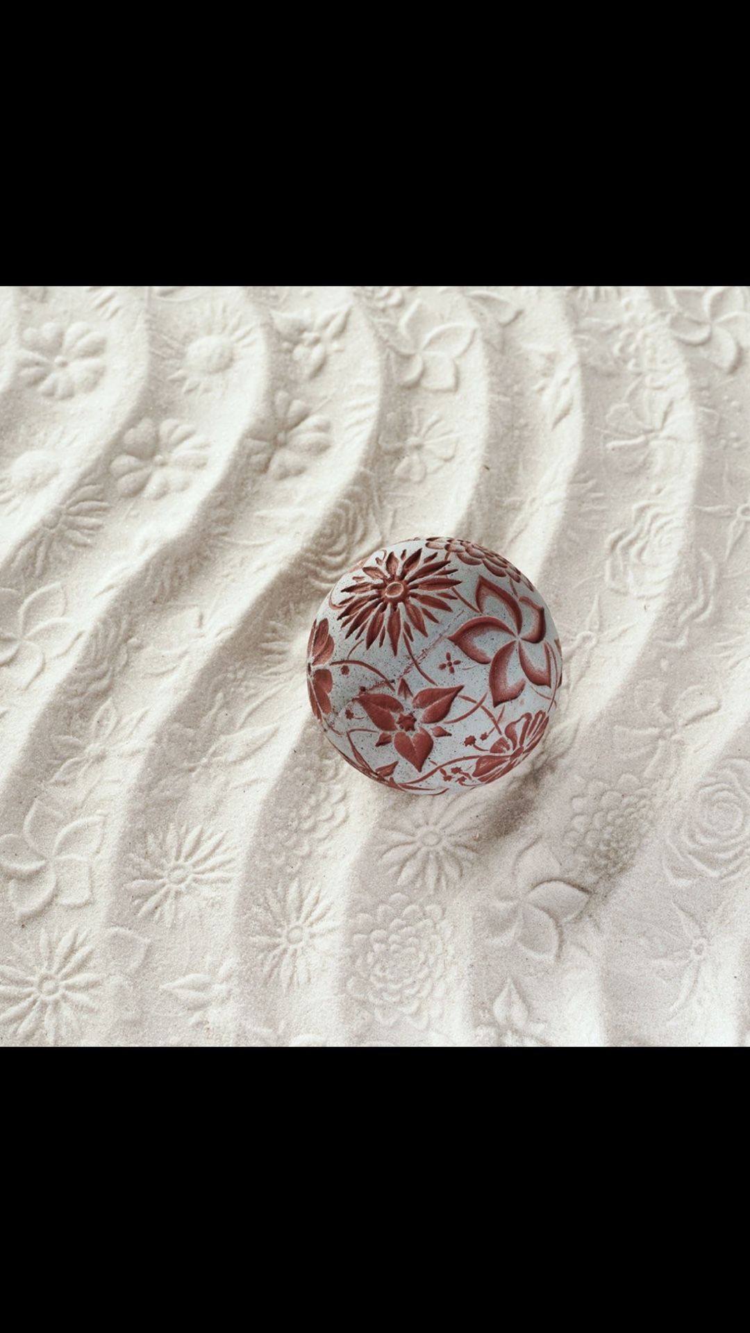 Oleander Earthworks Sand Sphere Sculpture Brand New