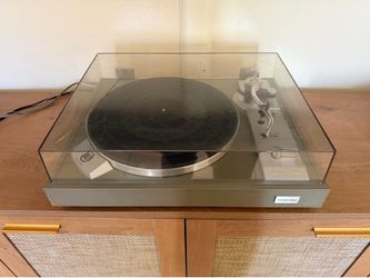 Vintage Toshiba Turntable (Model # SR-230) Belt Drive TESTED