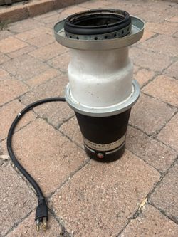 Hotpoint Garbage Disposal 1/3