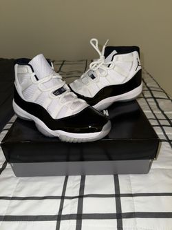 Jordan 11 Concord Size 10.5 $250