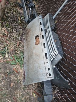 Tail gate 04 gmc sierra