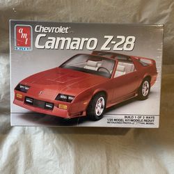 Factory sealed 1990 1/25 Model kit, Chevy Z-28!!!