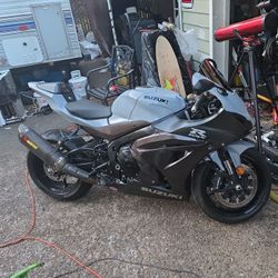 2023 GSXR1000
