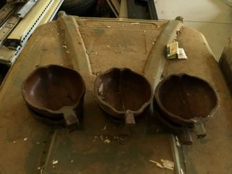 6 wooden salad bowls