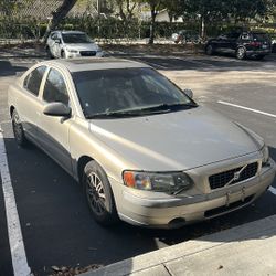 2003 Volvo S60