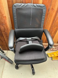 2 free chairs