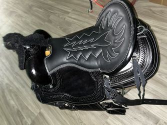 New Horse Saddle