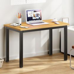 Desk / Table