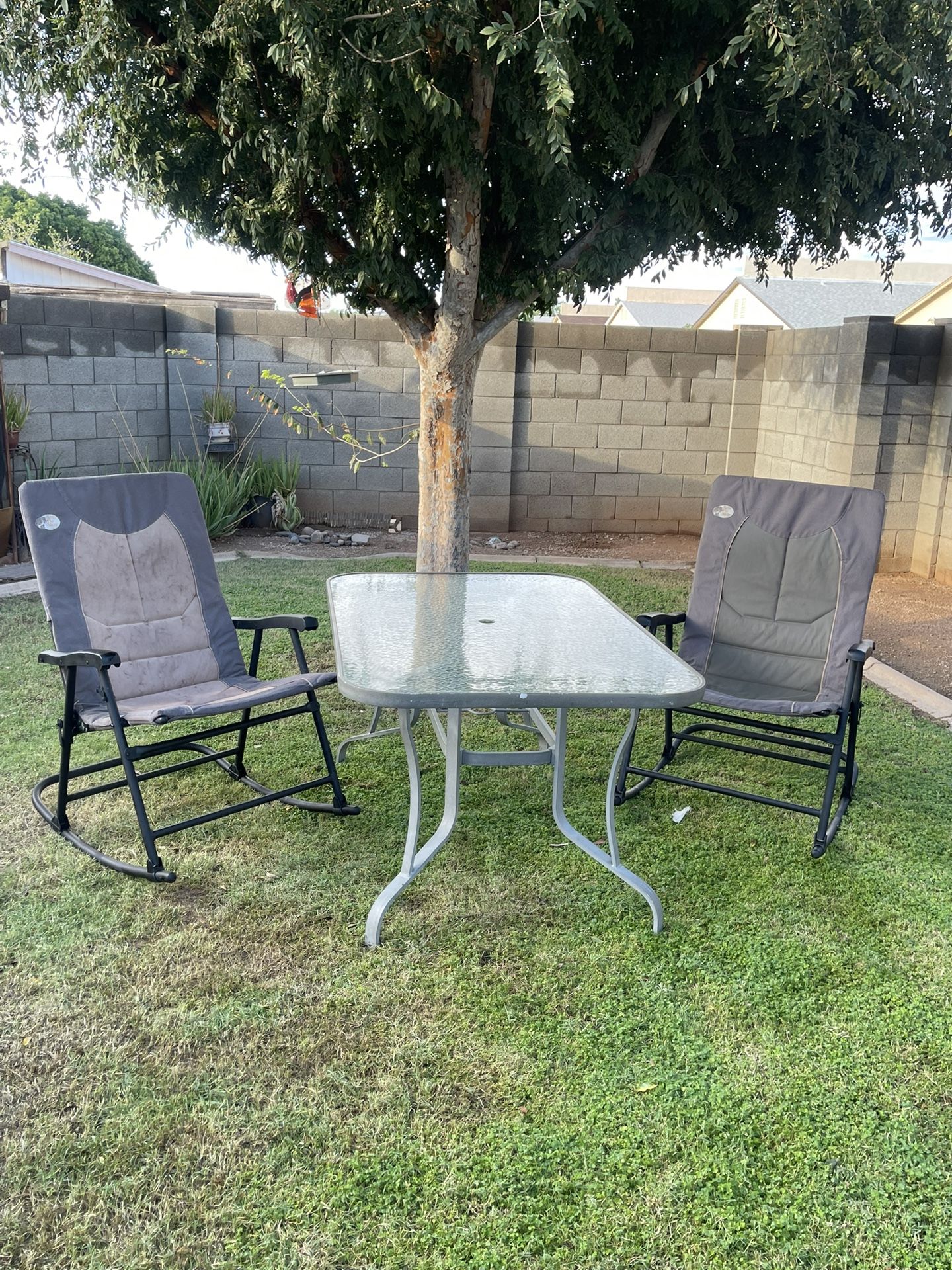 Patio Table And Chairs 