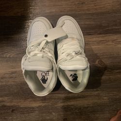 Off White Brown And White Eu36