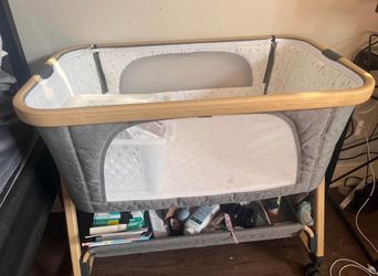 Portable Baby Co-Sleeping Bassinet & Rocker – Excellent Condition