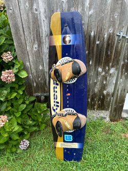 Connolly dually wakeboard/boots