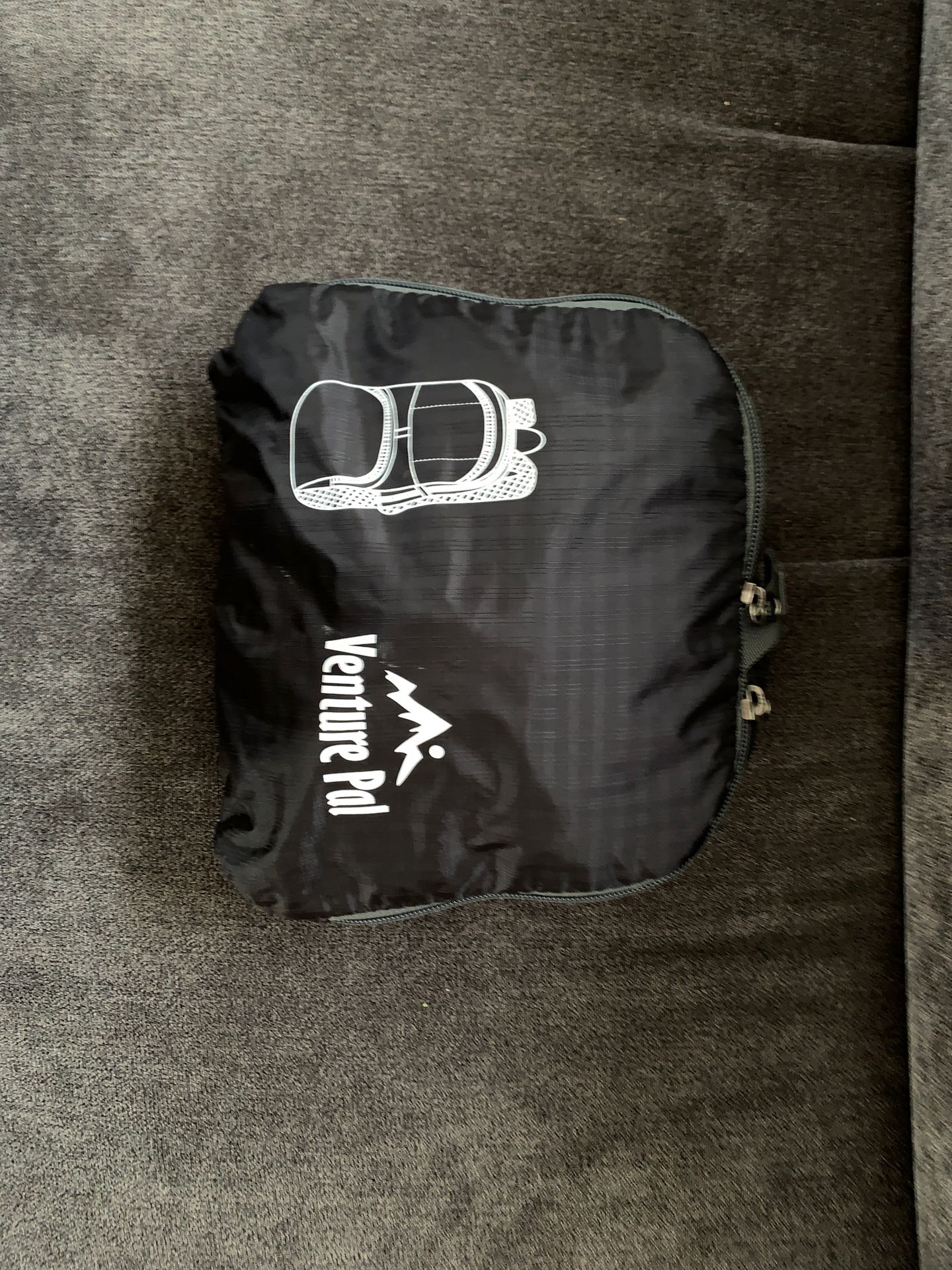 Compactable hiking backpacks 15L