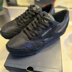 Reebok Classic Black Nylon Size 11