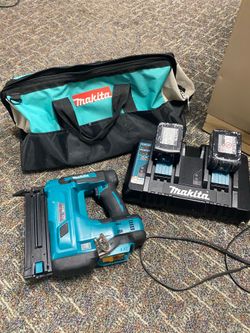 Makita 18V LXT Cordless 2" Brad Nailer W/ 2 - Batteries and Double Charger 