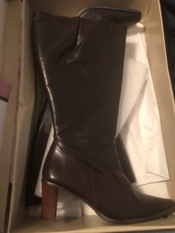 Italian boots; size 10; Never worn broke foot and won’t fit now. Reasonable offer accepted boots cost $100
