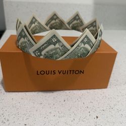 Money crown