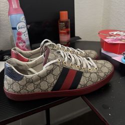 AUTHENTIC GUCCI SHOES