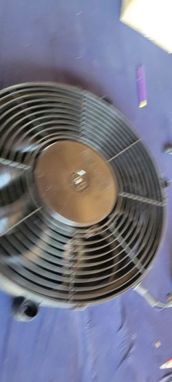 Derale 16217 17" High Output Radiator Fan