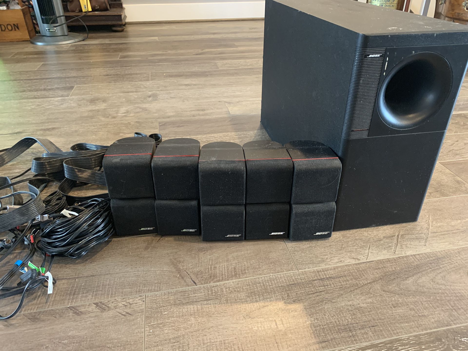 Bose Acoustimass 10 series home theater speaker system