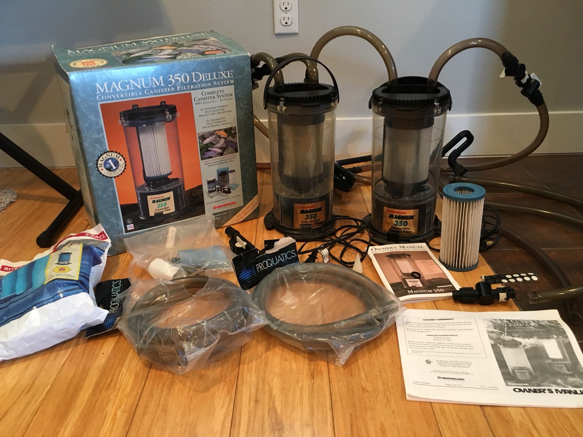 Set of 2 Marineland Magnum 350 deluxe canister filters for aquarium