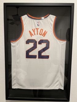 Deandre Ayton Signed Jersey (Mint)