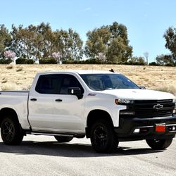 2020 Chevrolet Silverado Trail Boss Z71 4X4 V8 6.2 // GMC Sierra elevation Tacoma Tundra Tahoe Denali Escalade Jeep Rubicon srt 8 srt8 392 hellcat CTS